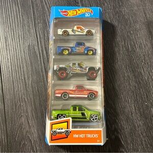 Hot Wheels HW Hot Trucks 5-Pack 50th Anniversary 07 Silverado